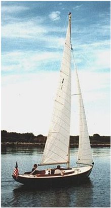 Alerion 26 carrol marine sailboat under sail