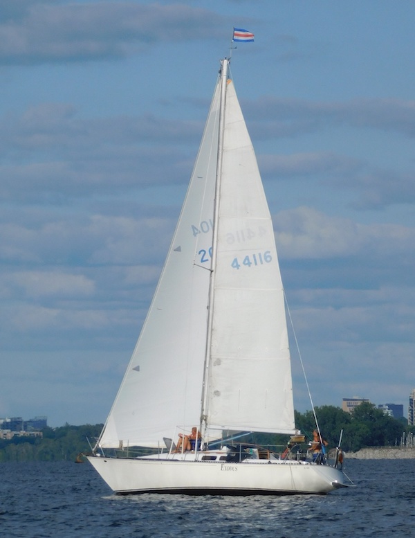 C&C 33 sailboat under sail