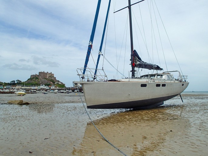 Futuna 54 Explorer sailboat under sail