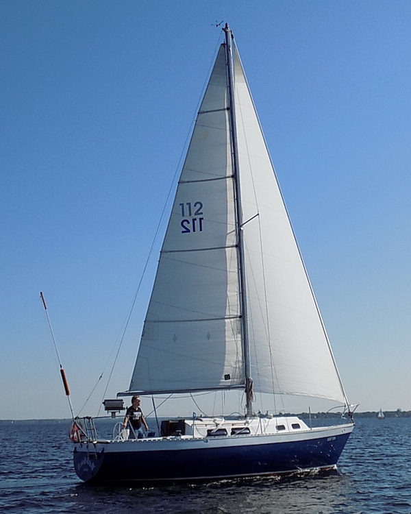 Grampian 28 sailboat under sail