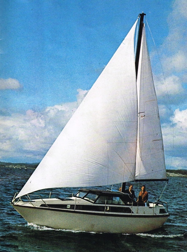 Fjord 28 cs sailboat under sail