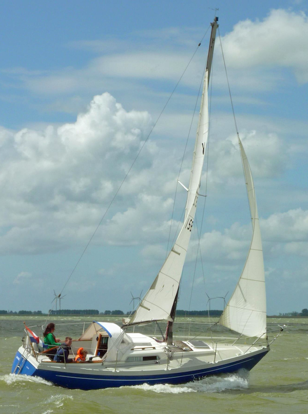 Victoire 822 sailboat under sail