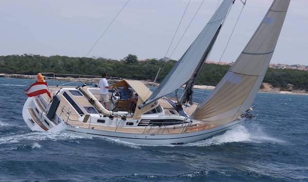 Sunbeam 421 sailboat under sail