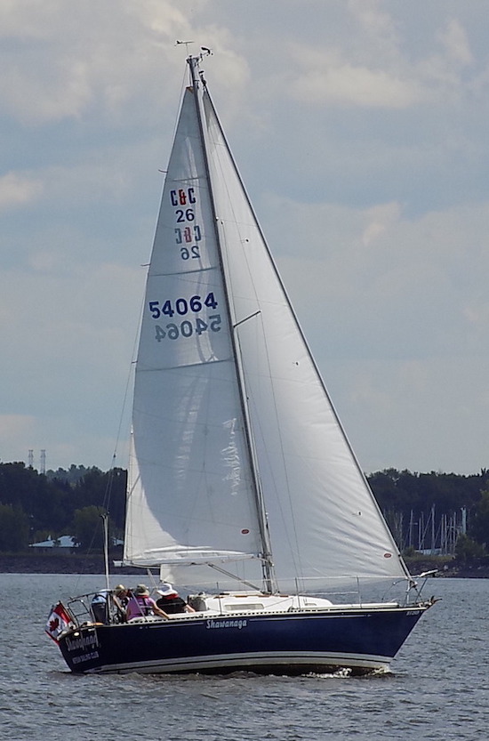 C&C 26 sailboat under sail