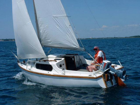 Alacrity 19 sailboat under sail