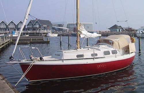 Allegro 27 sailboat under sail