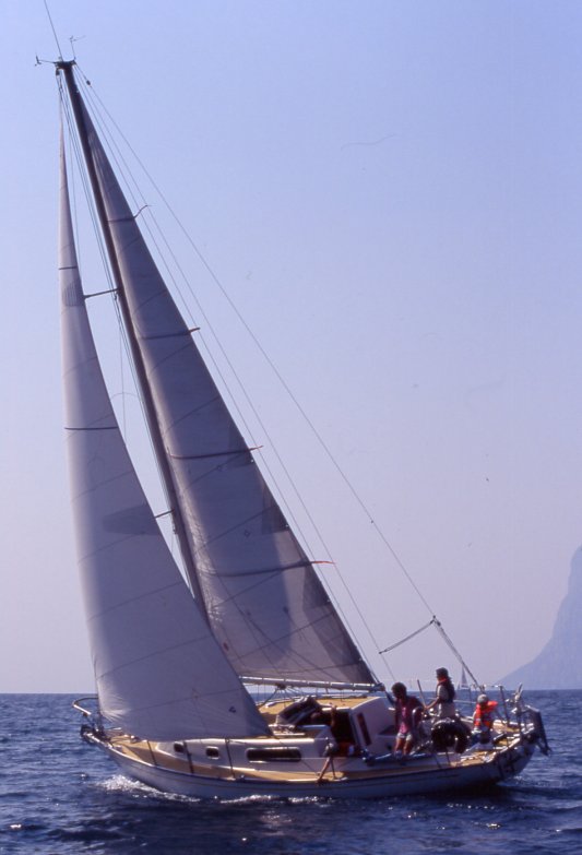 Alpa a9 sailboat under sail
