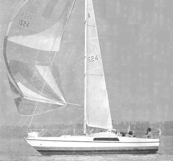 Alpha 25 sailboat under sail