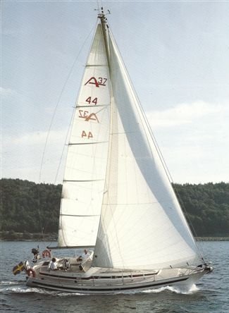 Aphrodite 37 sailboat under sail