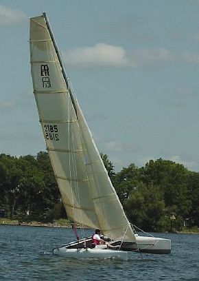 Arc 21 sailboat under sail