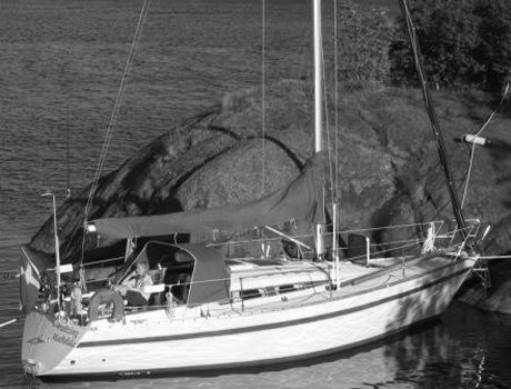 Arcona 32 sailboat under sail