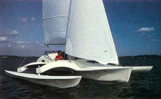 Argonauta 27 sailboat under sail