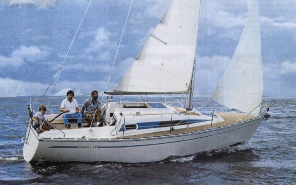 Bavaria 26 sailboat under sail