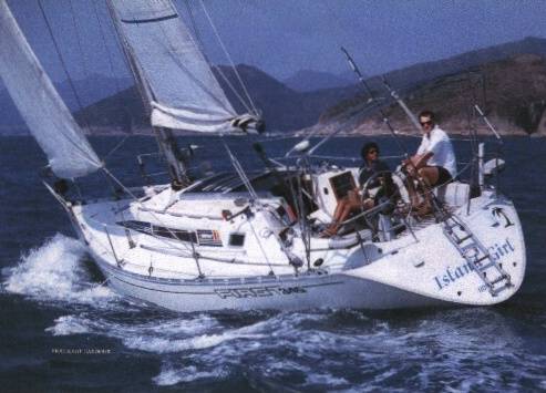 First 345 Beneteau sailboat under sail