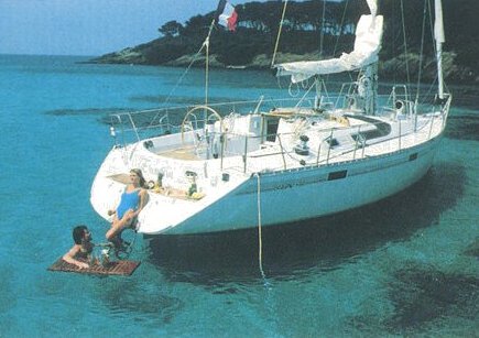 Oceanis 430 Beneteau sailboat under sail