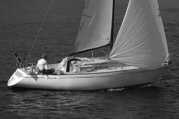 Bianca 28 sailboat under sail