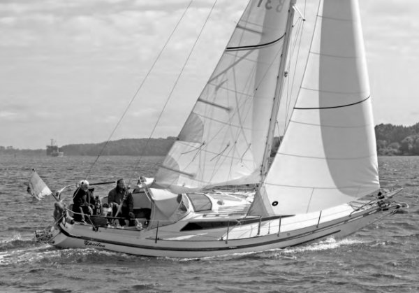 Bostrom 31 mkii sailboat under sail