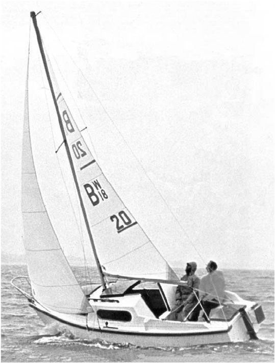 Bradwell 18 sailboat under sail