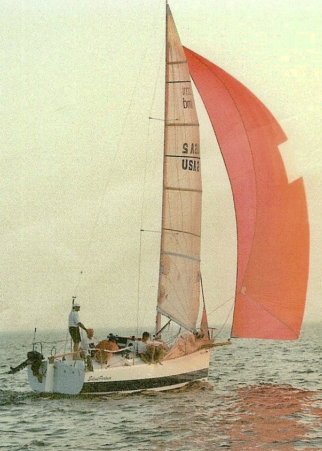 Bremer 25 sailboat under sail