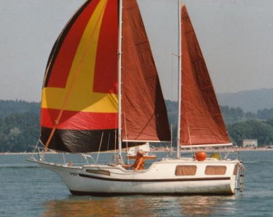 Buckler 24 ms sailboat under sail