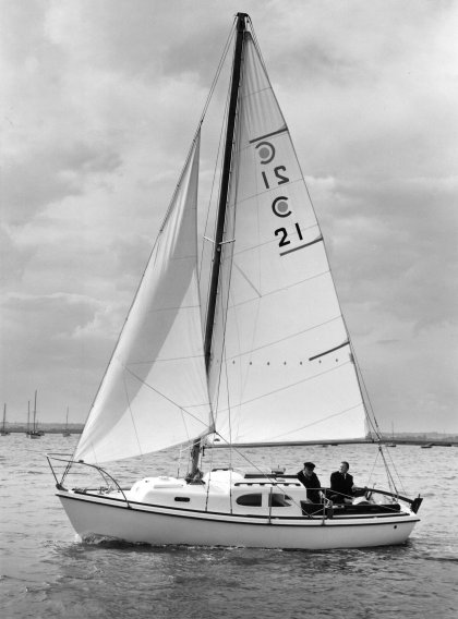 Crystal 23 sailboat under sail