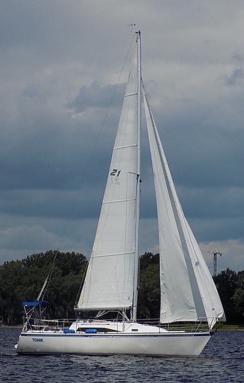 Odyssey 30 sailboat under sail