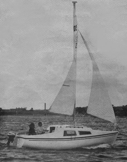 Dockrell 22 sailboat under sail