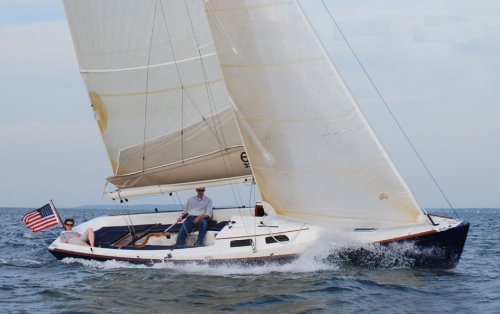 E33 sailboat under sail