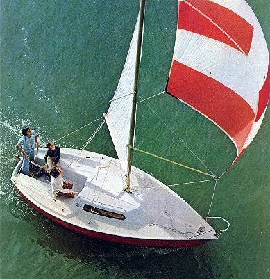 Edel 5 540545 sailboat under sail
