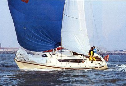 Elite 29 sailboat under sail