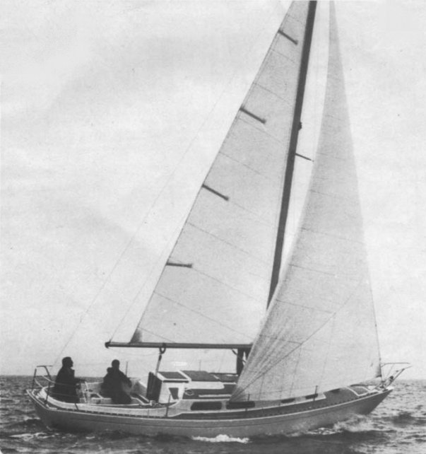 Elizabethan 33 sailboat under sail