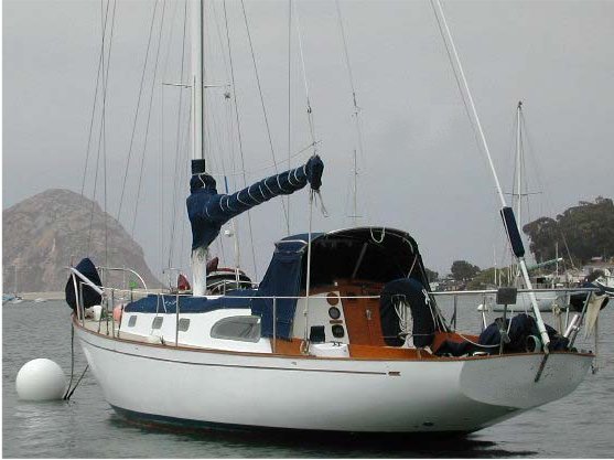 Ericson 35 1 sailboat under sail