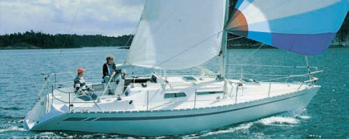 Excel 319 sailboat under sail