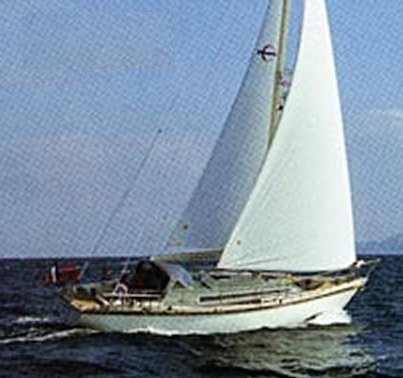Fango amel sailboat under sail