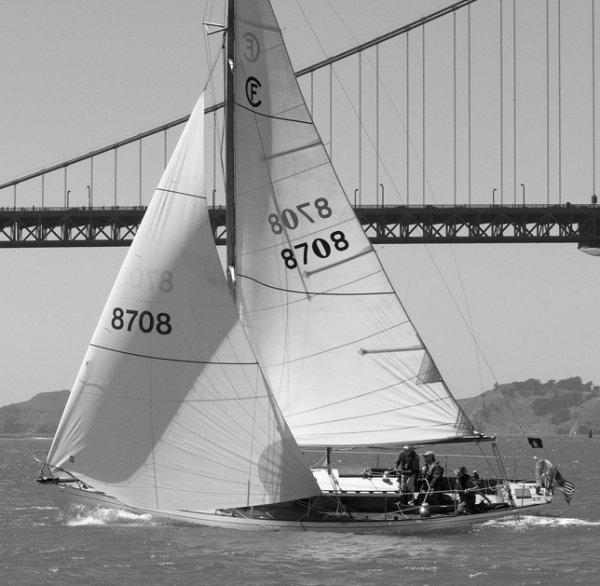 Farallon clipper sailboat under sail