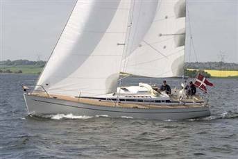 Faurby 396 sailboat under sail