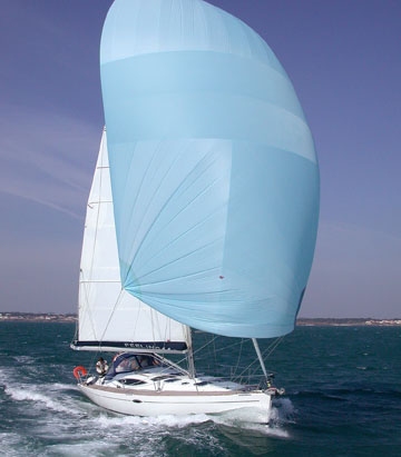 Feeling 44 DI sailboat under sail