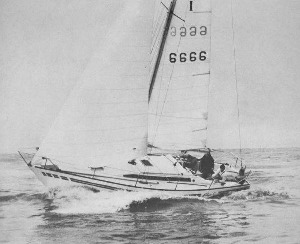 Fibago cx sailboat under sail
