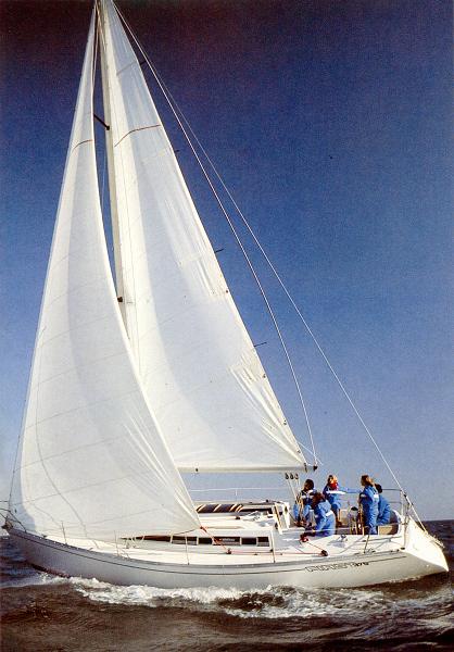 First 375 Beneteau sailboat under sail