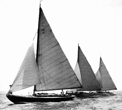 Fishers island 31 sailboat under sail