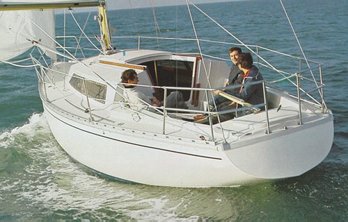 Folie douce jeanneau sailboat under sail
