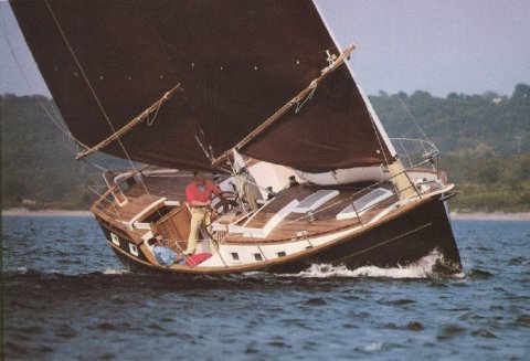 Freedom 40 cc sailboat under sail