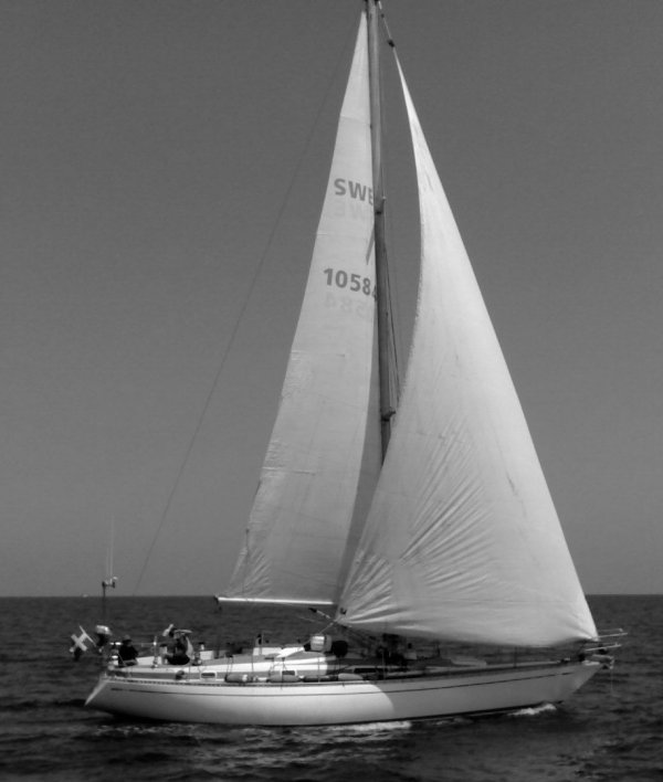 Gecco 39 sailboat under sail