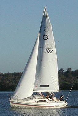 Gem 550 sailboat under sail