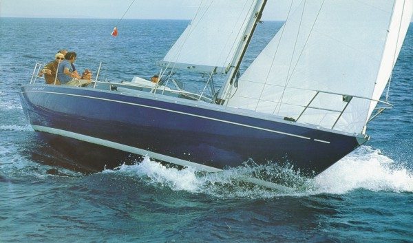 Grand soleil 34 finot sailboat under sail