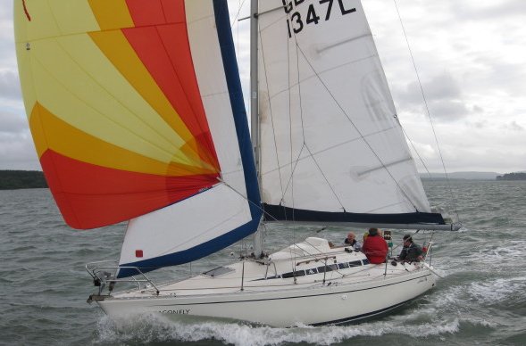 Hanse 300 sailboat under sail