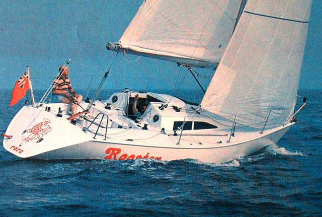 Hb 31 sailboat under sail