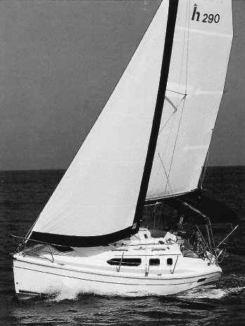 Hunter 290 sailboat under sail