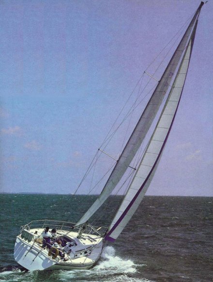 Hunter 40 1 sailboat under sail