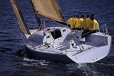 1d 35 sailboat under sail